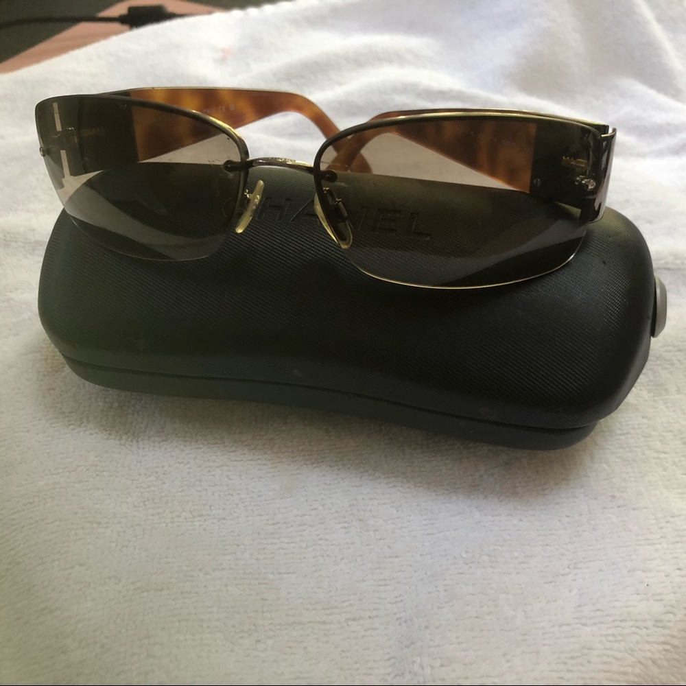 Prada sunglasses original case and box